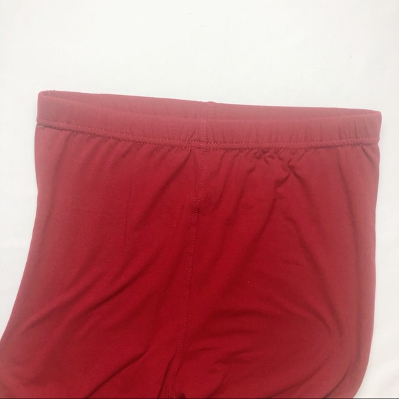 Lily’s super soft red leggings. One size - Picture 2 of 4